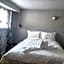 Cozy Home Close to Attractions in Niagara Falls