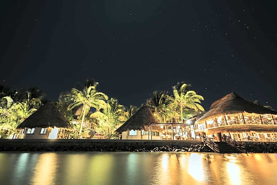 Las Nubes Holbox