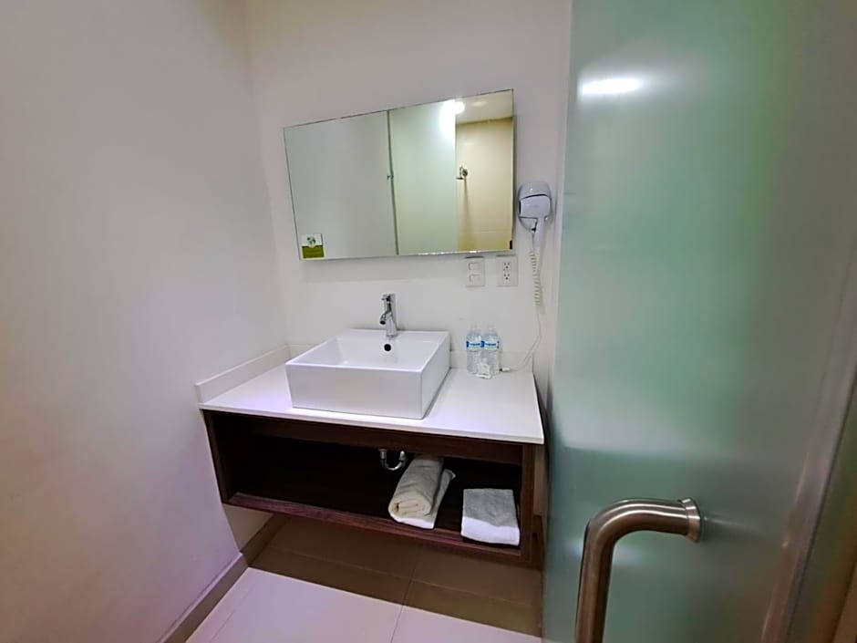 El Hotel Business Class - Zamora Centro