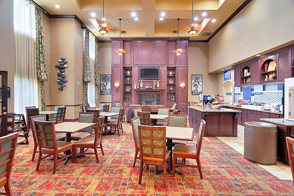 Holiday Inn Express Hotel & Suites DFW West - Hurst By IHG