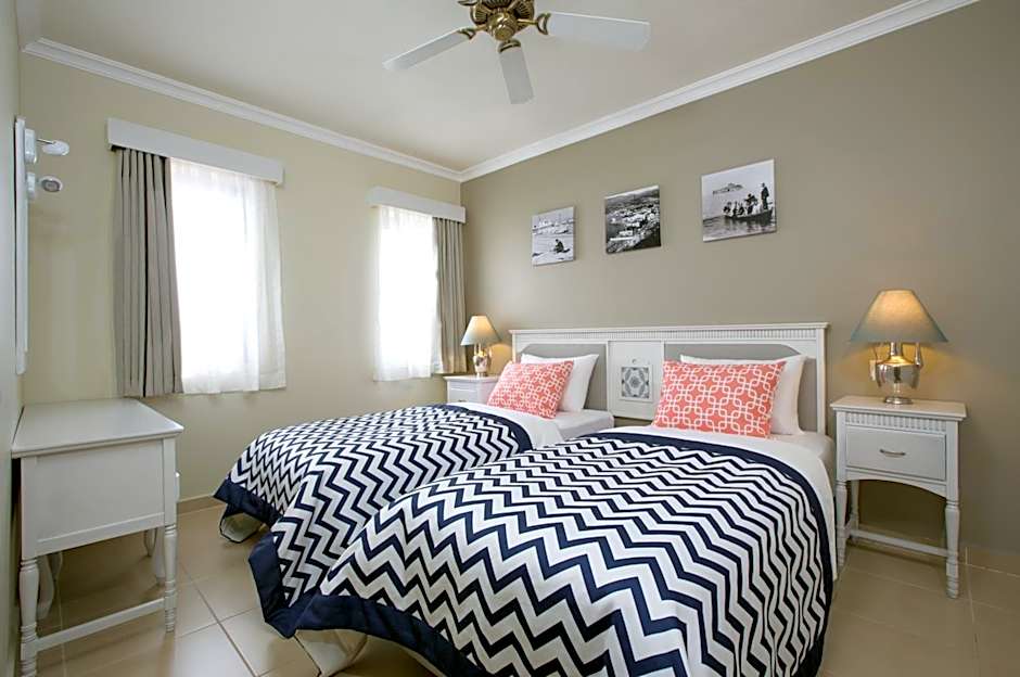 Paloma Marina Suites - Adult Only