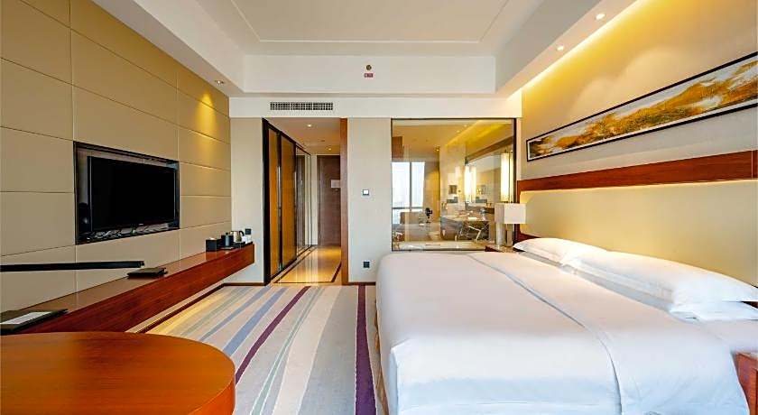 Crowne Plaza Wuxi Taihu By IHG