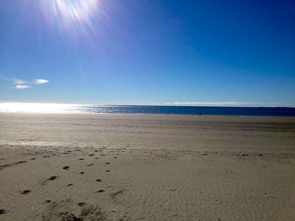 Arrow Motel Apartments