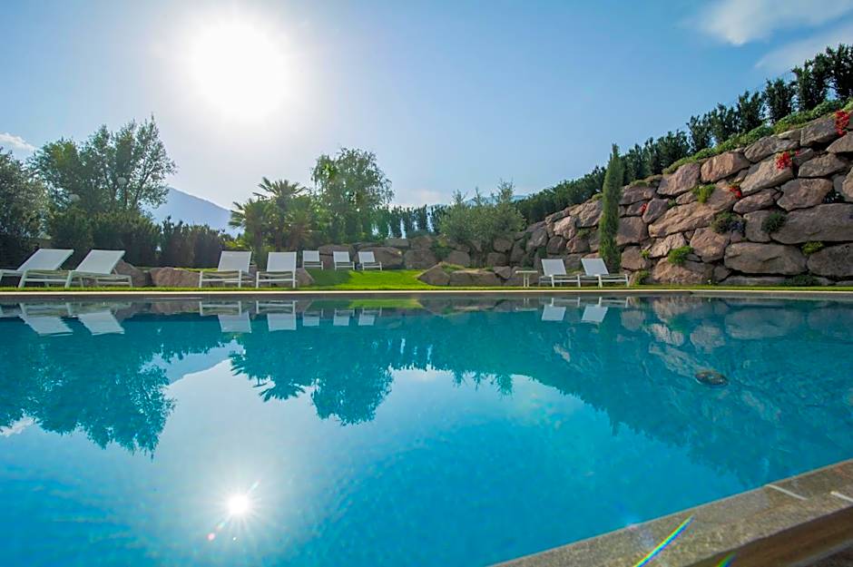 Hidalgo Suites