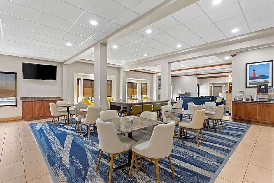 Comfort Inn & Suites Kenosha-Pleasant Prairie