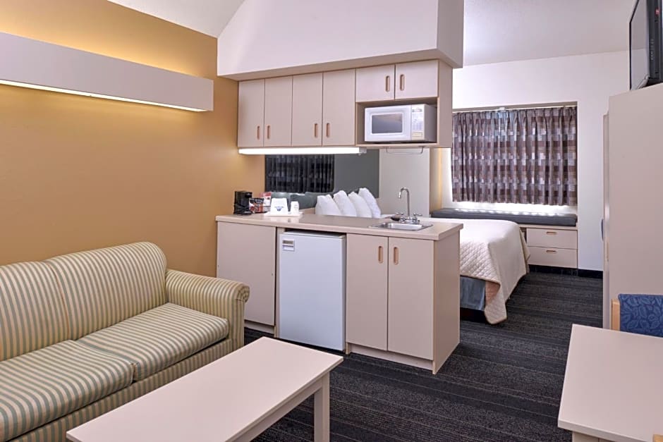 Americas Best Value Inn & Suites Maryville