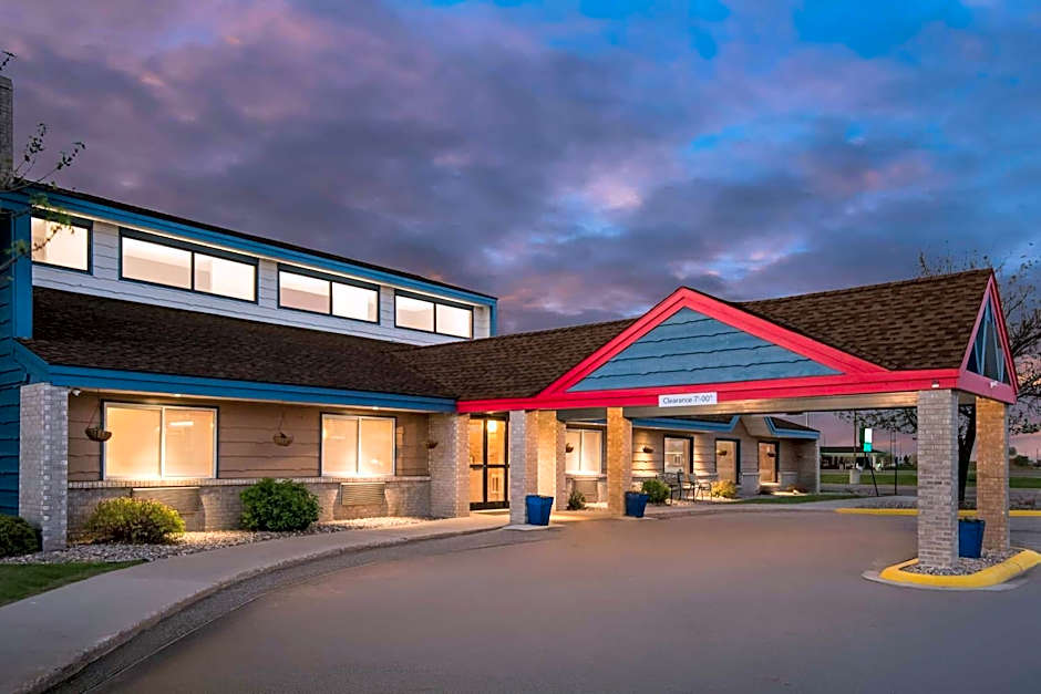 AmericInn by Wyndham Crookston U of M Crookston