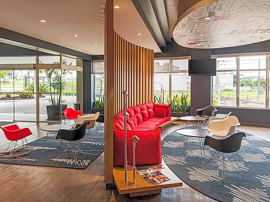 Mercure Yantai Golden Beach