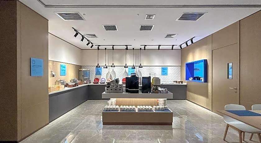 Holiday Inn Express Dandong City Center By IHG