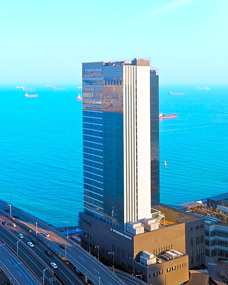 Wyndham Grand Busan Ijin