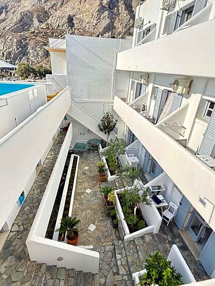 Zacharakis Studios