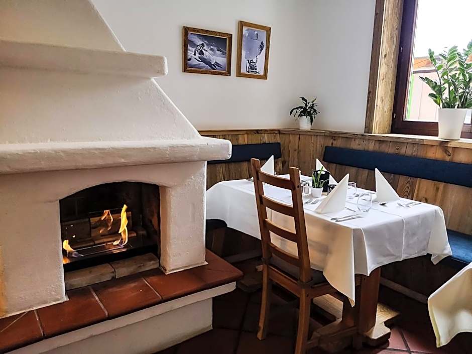 Hotel Pinzgauerhof - Inclusive Evening Dinner