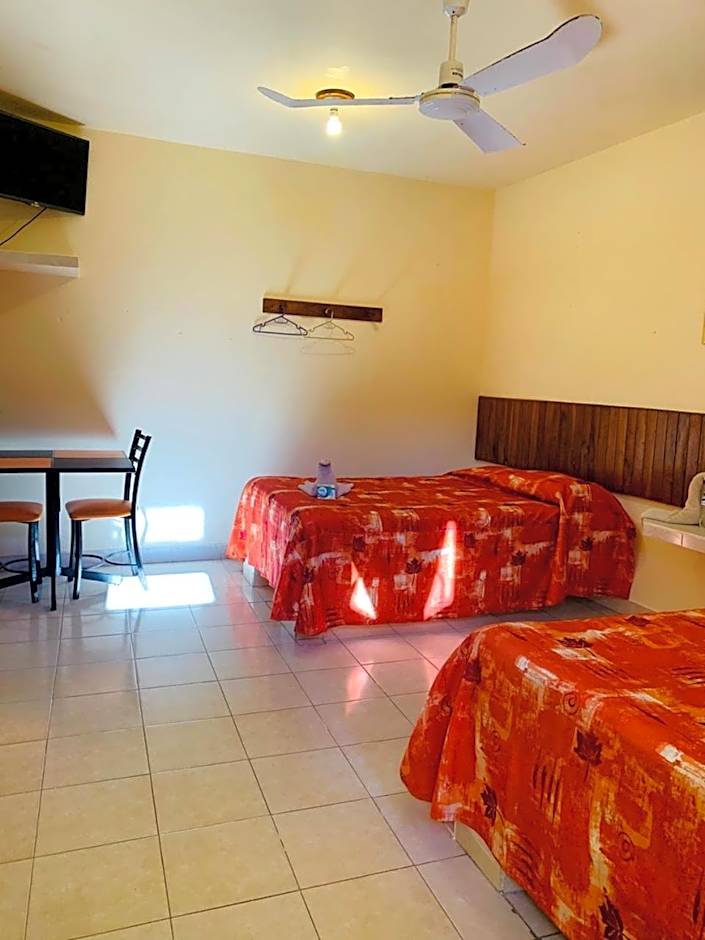 Hotel Sociedad y Maristas