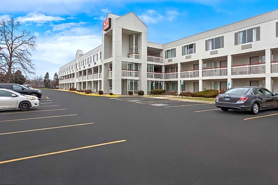 Econo Lodge Willowbrook