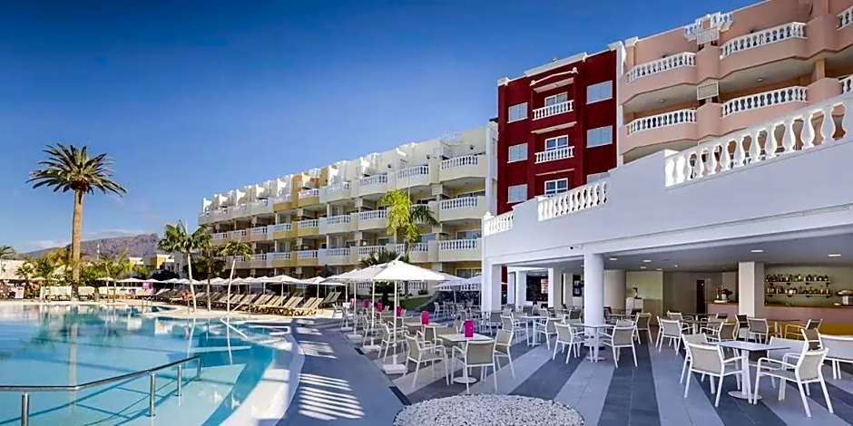 Servatur Isora Suites