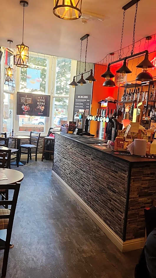 The New Alexandra Hotel