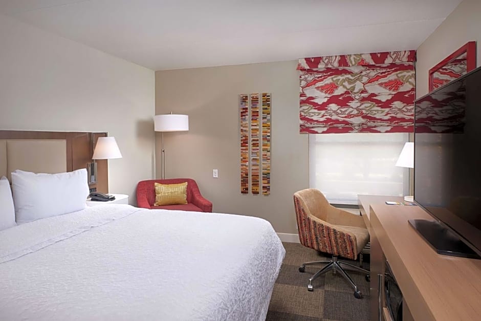 Hampton Inn By Hilton & Suites Phoenix Scottsdale Shea Blvd, AZ