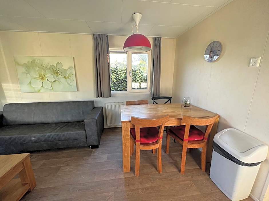 Vakantiepark De IJsvogel - Chalet 102
