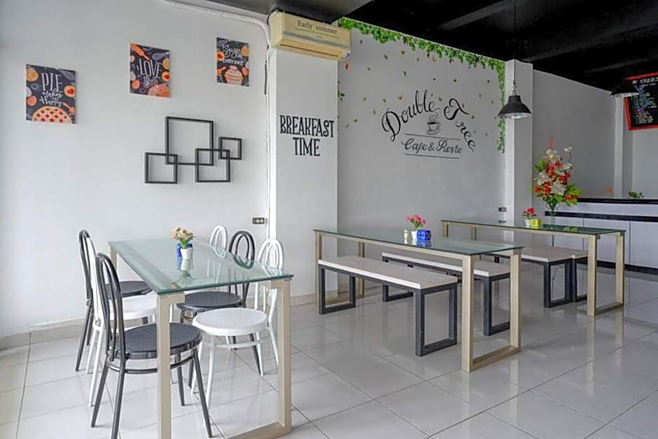 Urbanview Hotel Double Tree near RSUD Margono Purwokerto