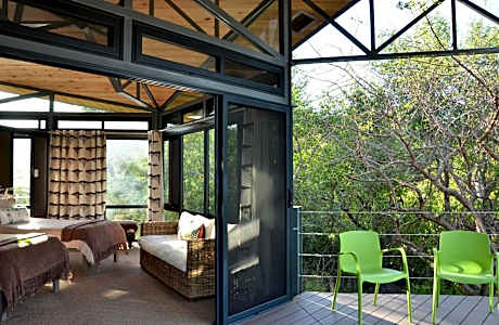 Deluxe Twin Room with Patio