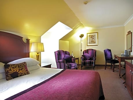 Feature Double Room