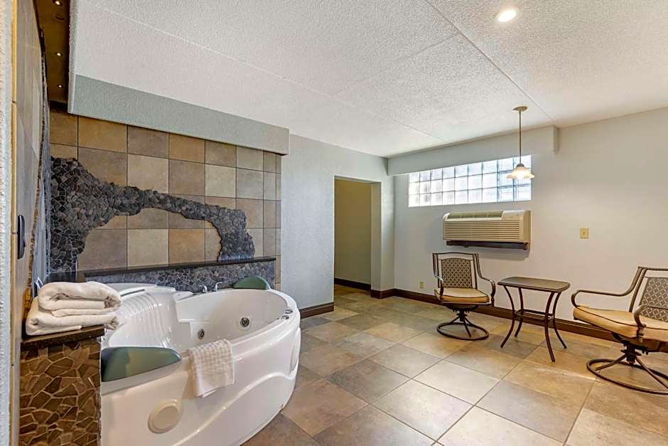 Best Western Plus Longbranch Hotel & Convention Center