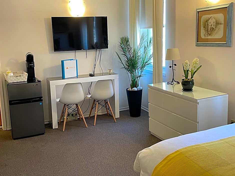 Paradise Inn On the Beach