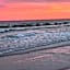 Sunrise Surprise 9th floor 2BR 2 BA King Suite Beach shuttle, heated pool!