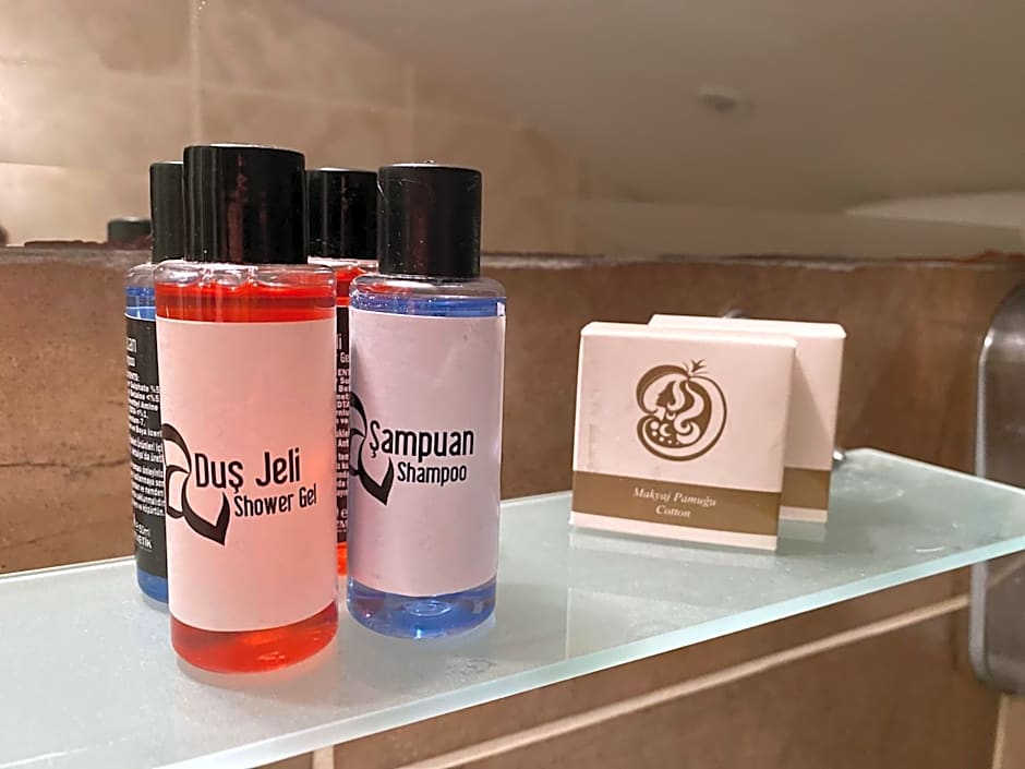 Cicerone Lodge Hotel