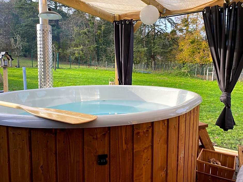 Les Mariniers Chambres d'Hôtes à la campagne avec aire de jeux - Spa nordique en option