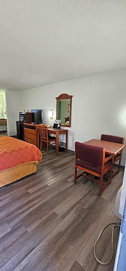 Travel Inn & Suite