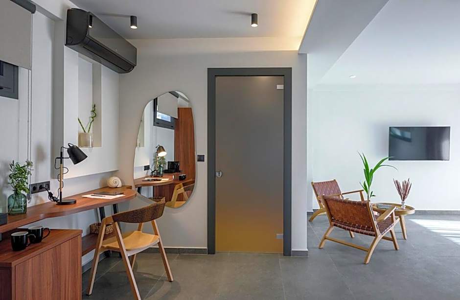 Amyntas Seafront Hotel