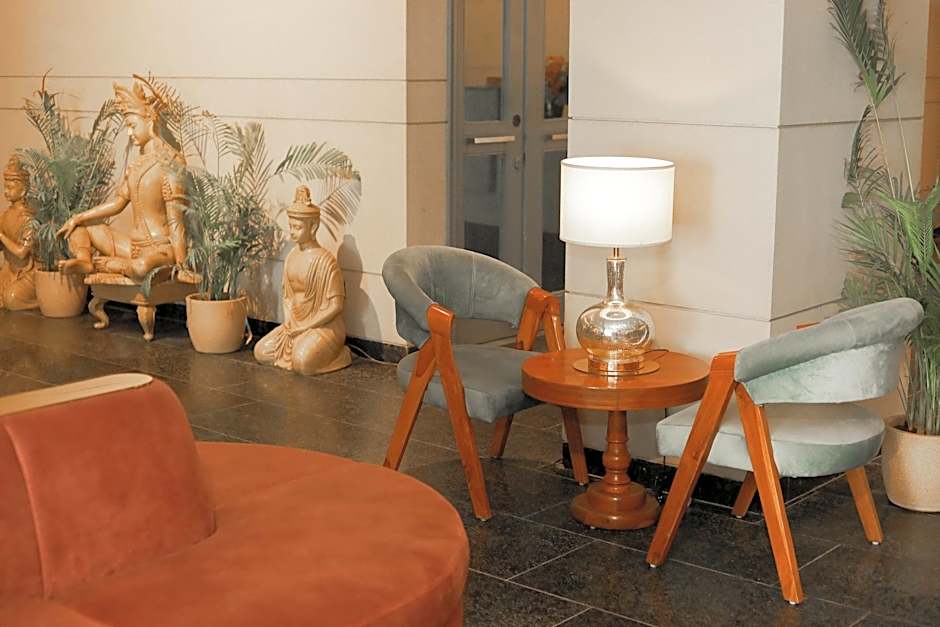 Park Boulevard Hotel