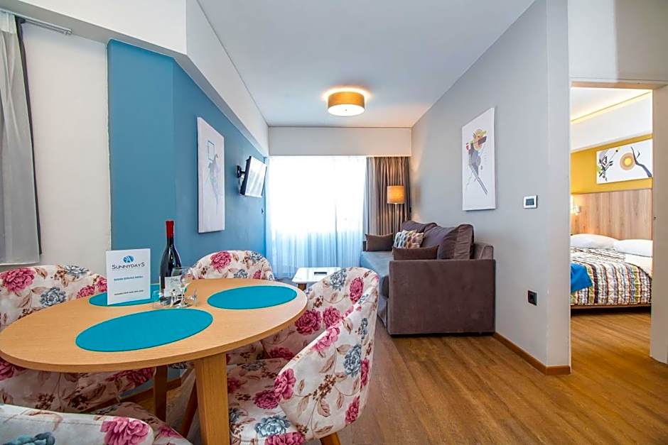 Sunny Days Hotel