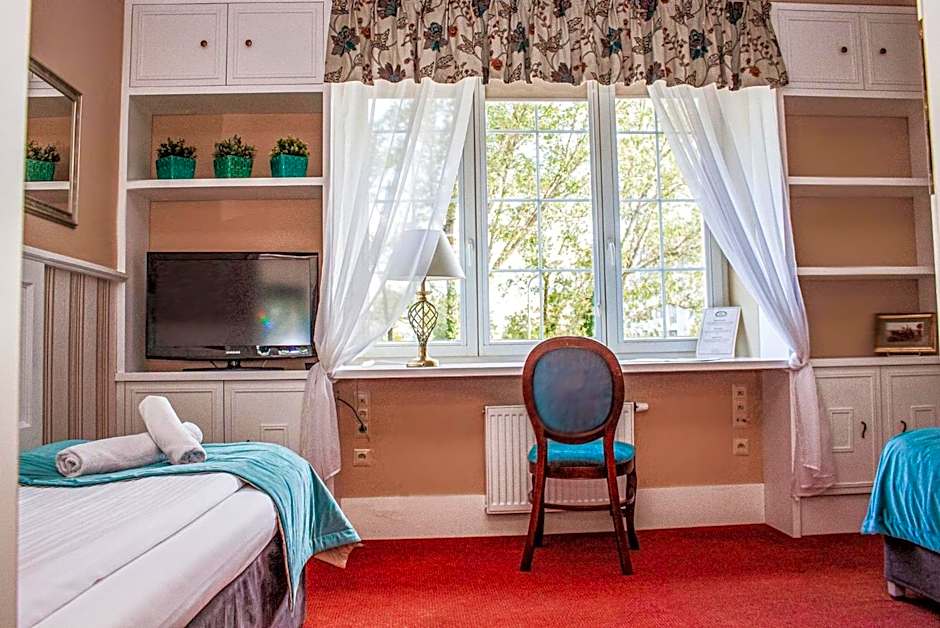 American House Hennela