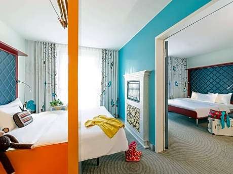 Family Suite - Two Connecting Rooms