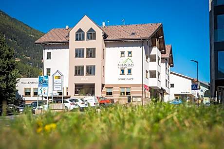 Mountain Living Apartments