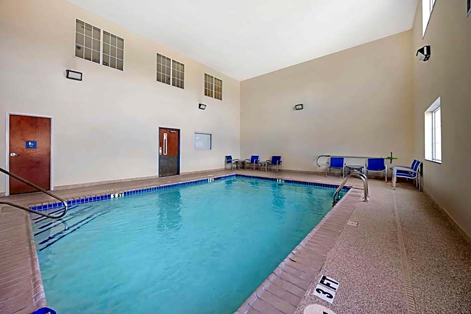 Best Western Plus Venture Inn