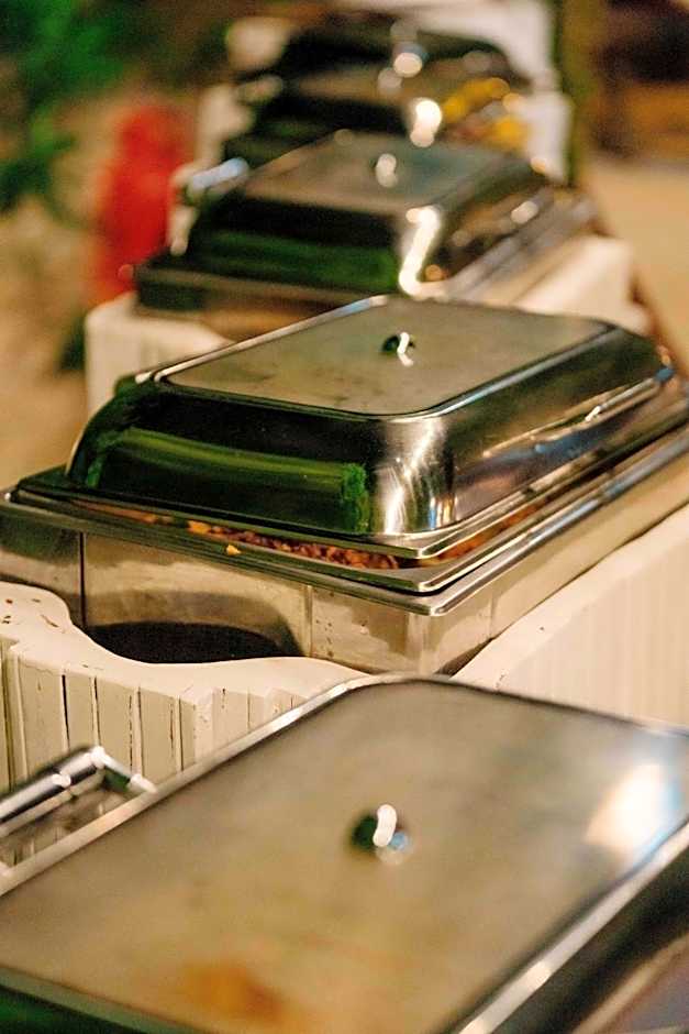 Pearl Beach by Sansi