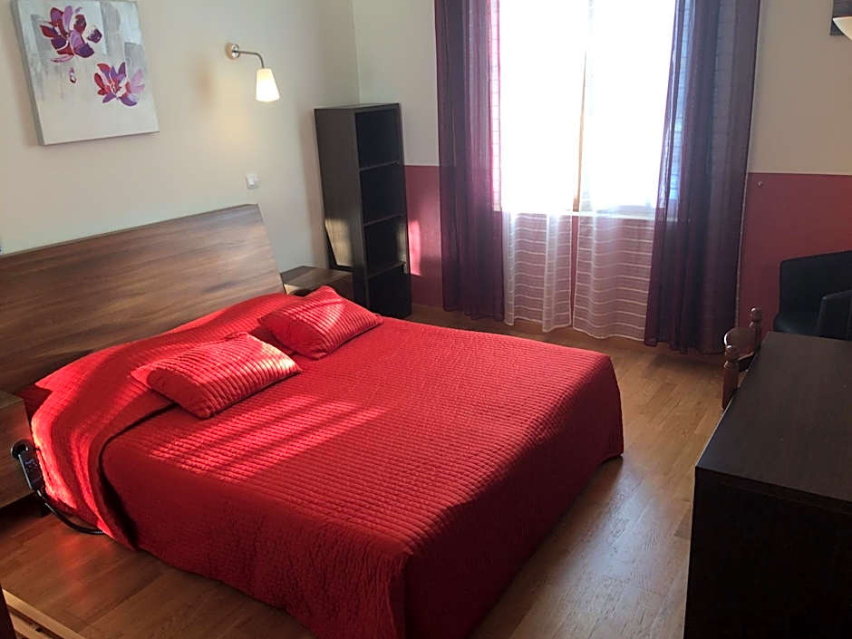 LOGIS Hôtel Le Chantoiseau