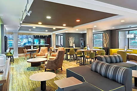 Courtyard by Marriott Lafayette Airport