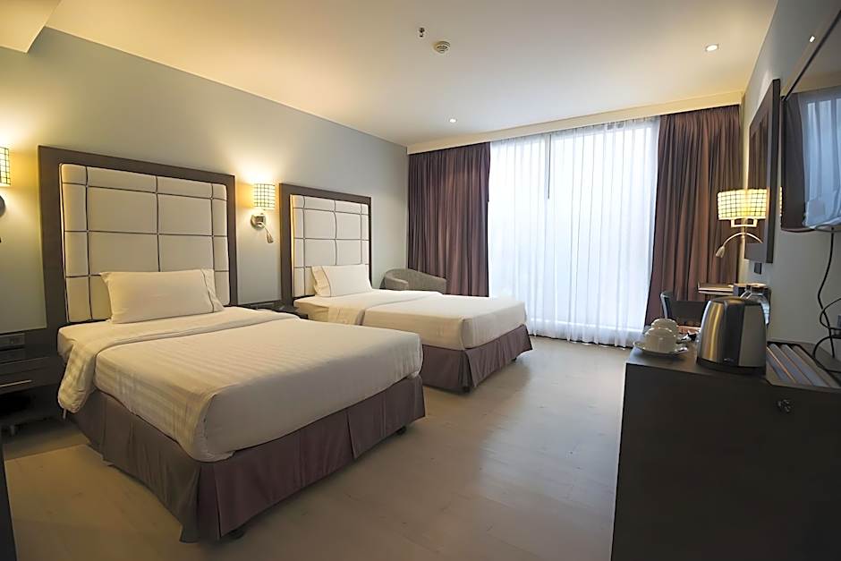 Sukhumvit Suites Hotel