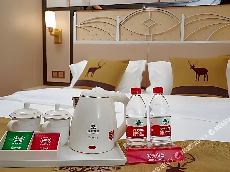 Yushe Hotel (Guangzhou Beijing Road Tianzi Wharf)