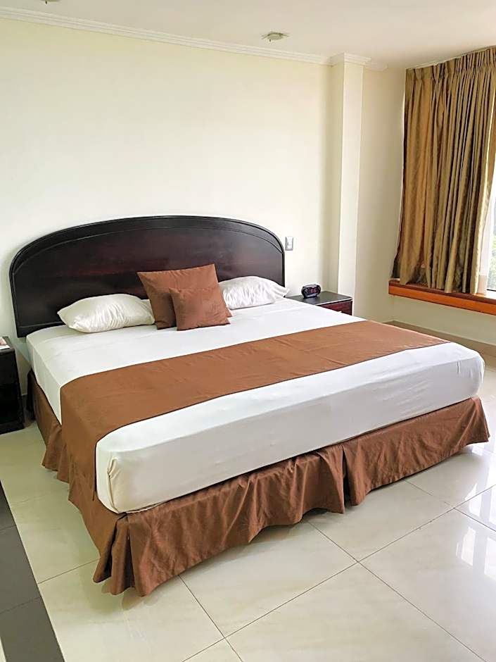 Hotel Ramada