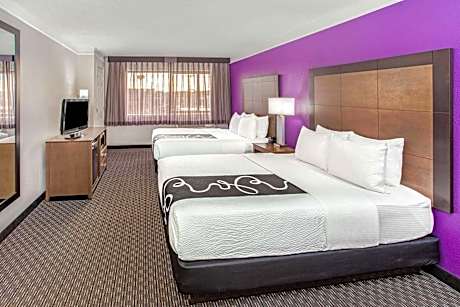 Queen Room with Two Queen Beds - Non-Smoking