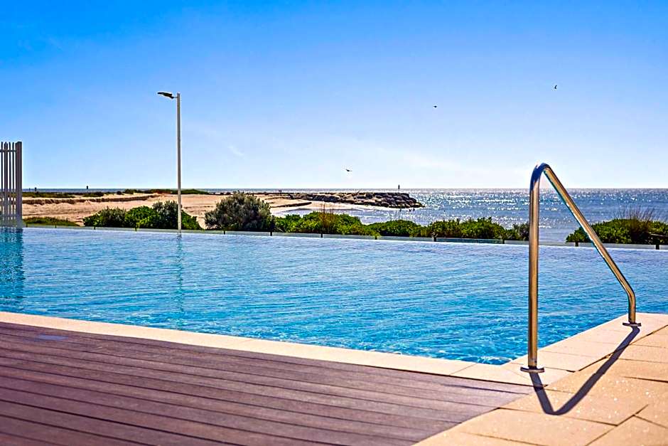 Mandurah Resort by the Beach
