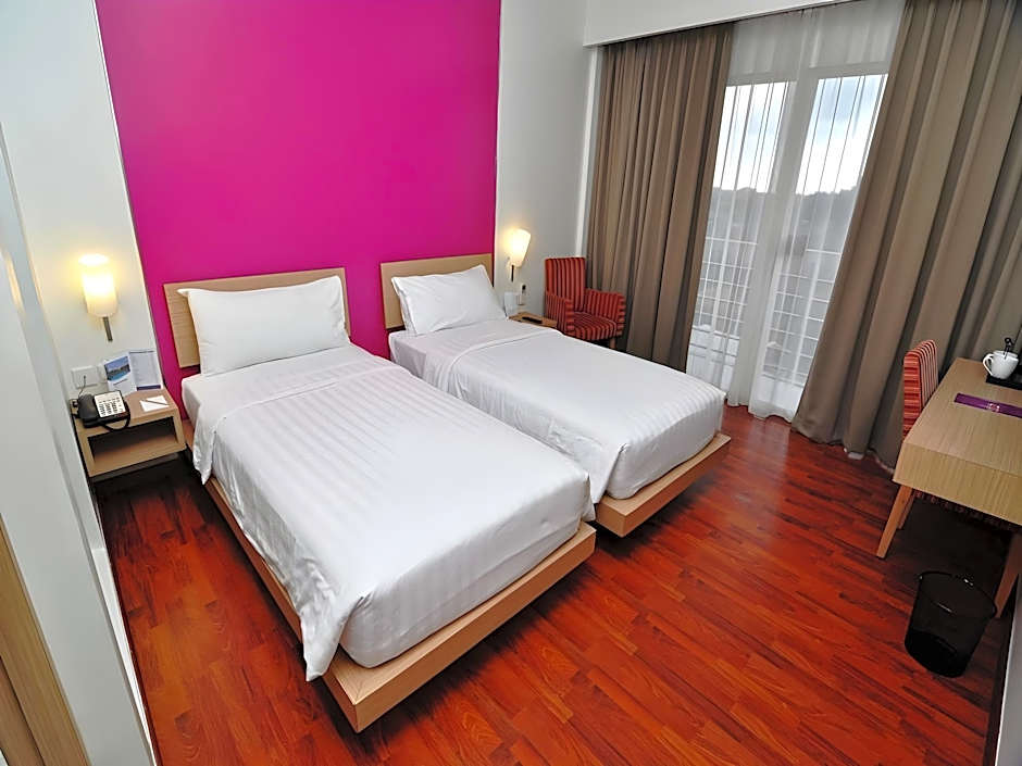 Quest Hotel Simpang Lima - Semarang by ASTON