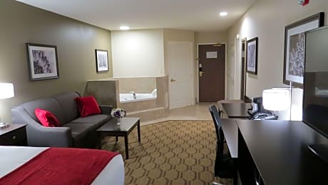 suite-1 king bed, non-smoking, whirlpool, microwave and refrigerator, wi-fi, full breakfast