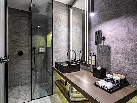 Superior Room with Two Twin Beds