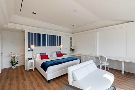 Junior Suite with Sea View